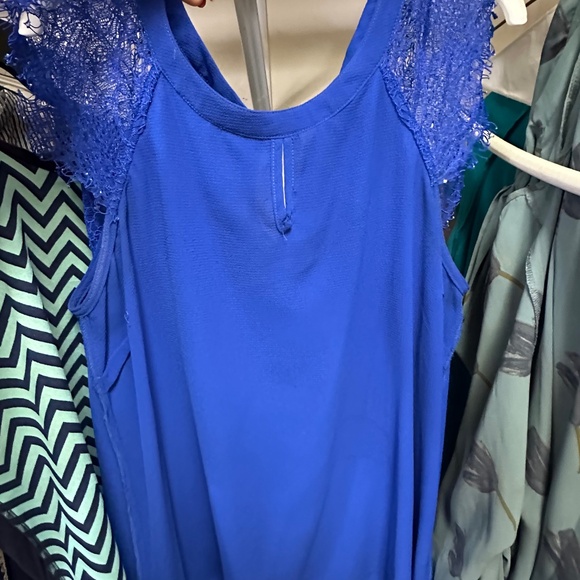Brixon ivy bright blue flutter sleeve top - Picture 1 of 3
